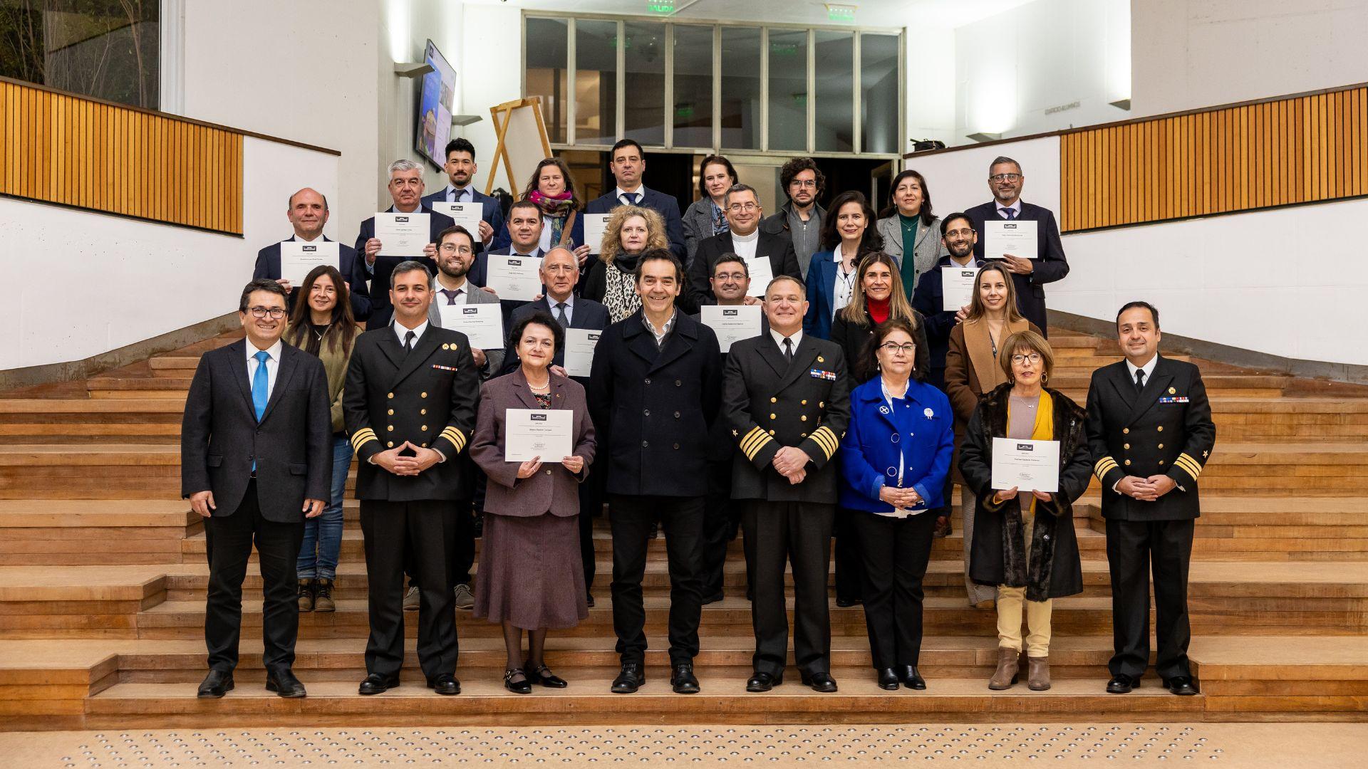 Diplomado en Artes Liberales UAI concluye primera edición junto a la Escuela Naval Diplomado en Artes Liberales UAI concluye primera edición junto a la Escuela Naval