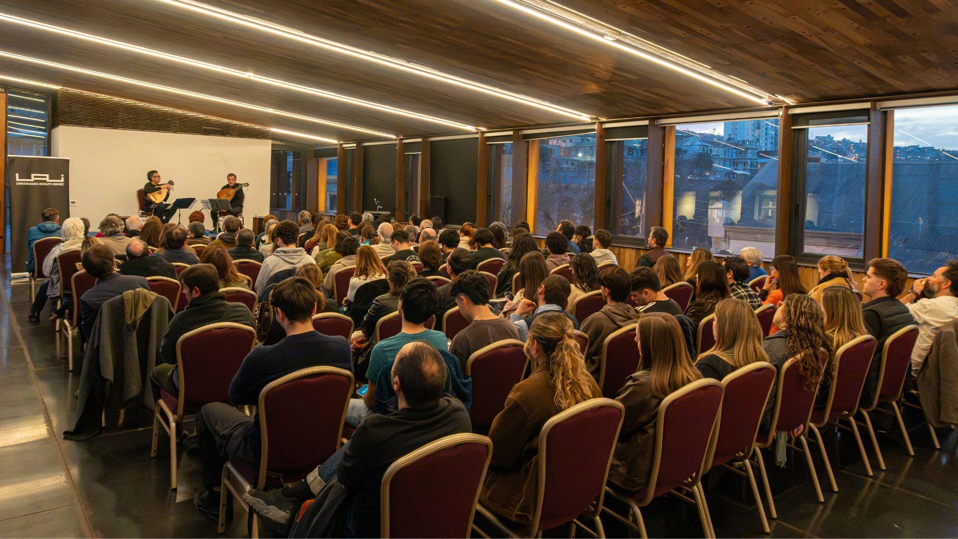 La música renacentista cautivó a un auditorio lleno en la tercera sesión del Ciclo de Música UAI La música renacentista cautivó a un auditorio lleno en la tercera sesión del Ciclo de Música UAI