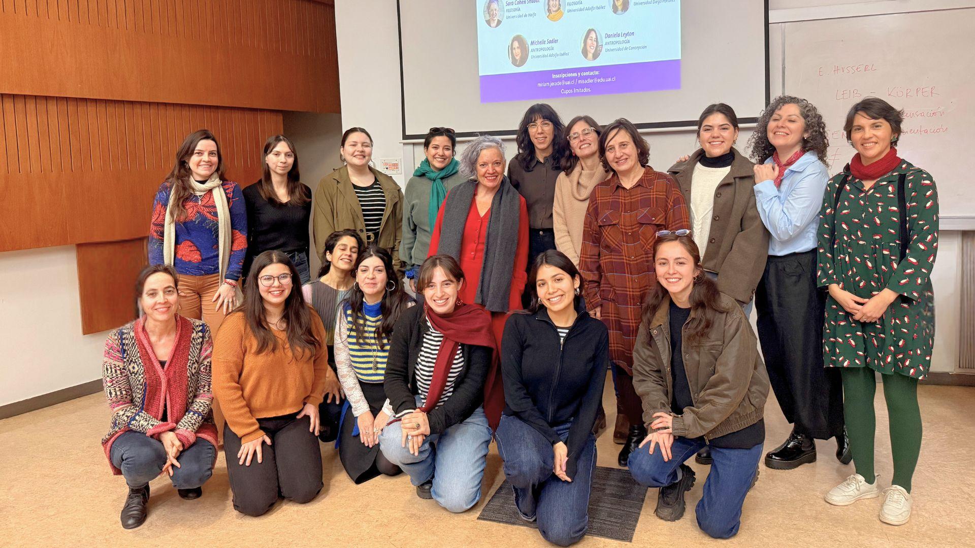 Investigadoras analizan el silenciamiento del conocimiento corporal femenino Investigadoras analizan el silenciamiento del conocimiento corporal femenino