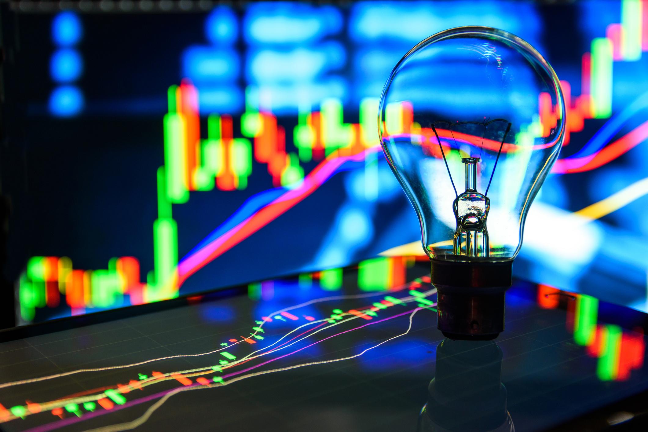 Mercado Eléctrico: Entrenamiento Estratégico, Portafolio y Trading