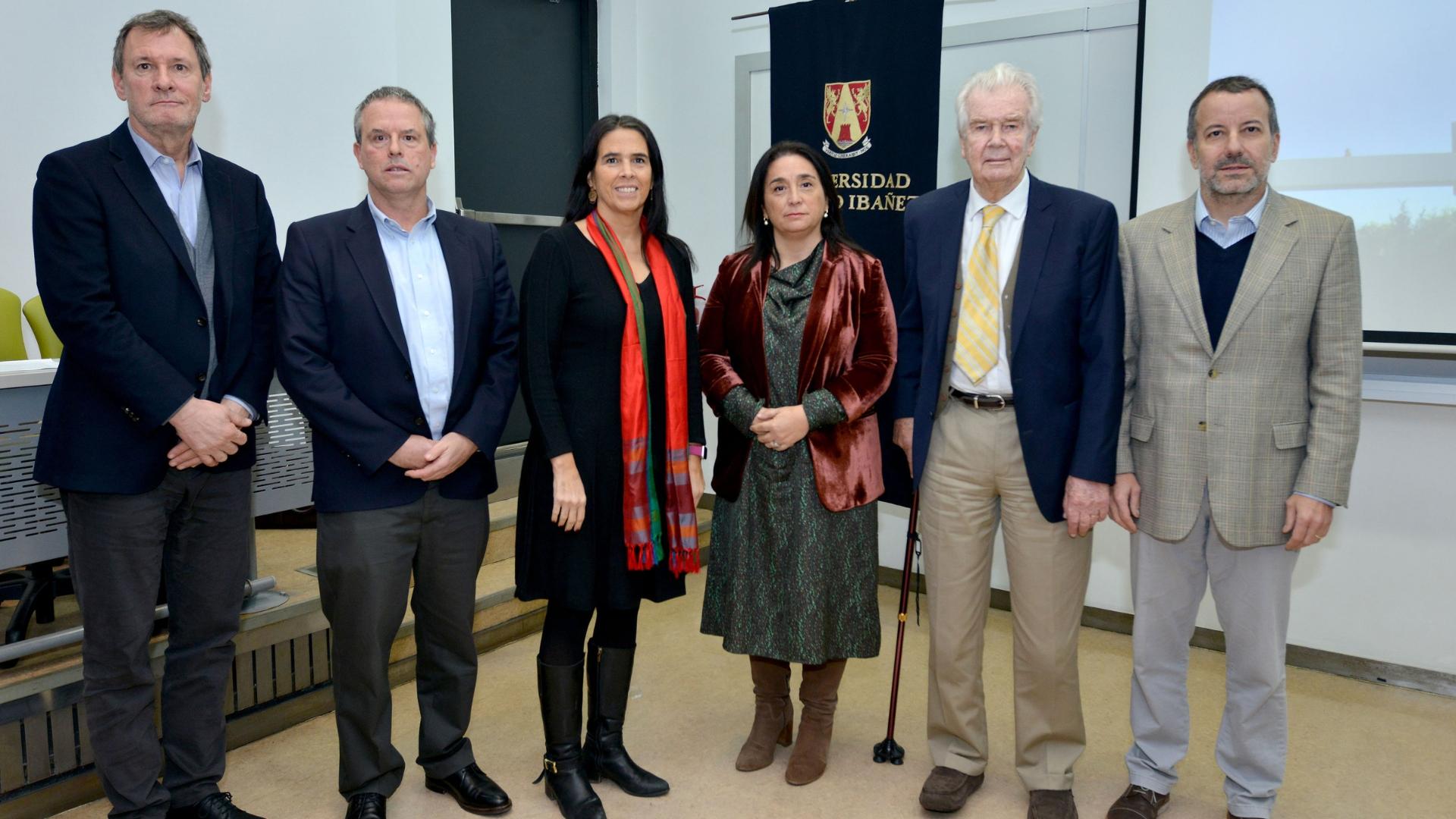 Economistas presentan “El Puente” en la UAI: Cómo retomar la senda del crecimiento económico