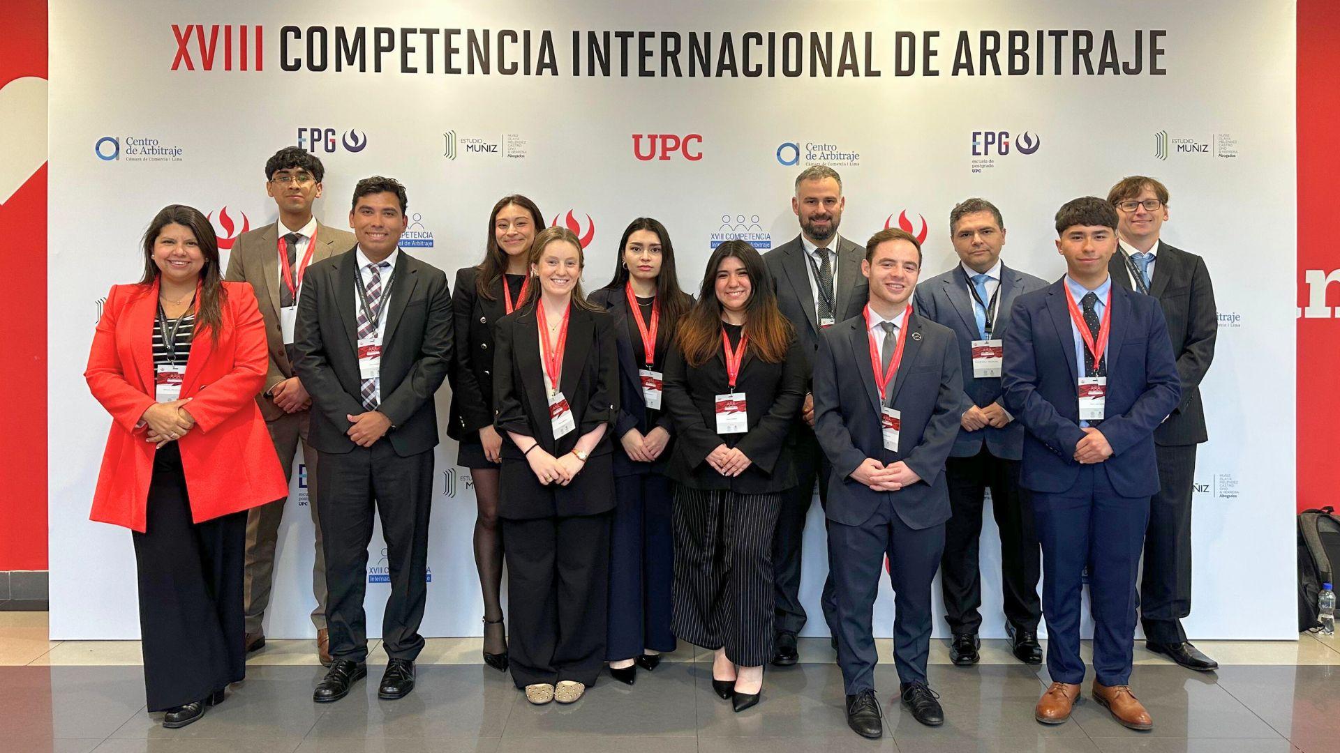 Estudiantes de Derecho representan a la UAI en competencia internacional de arbitraje en Lima