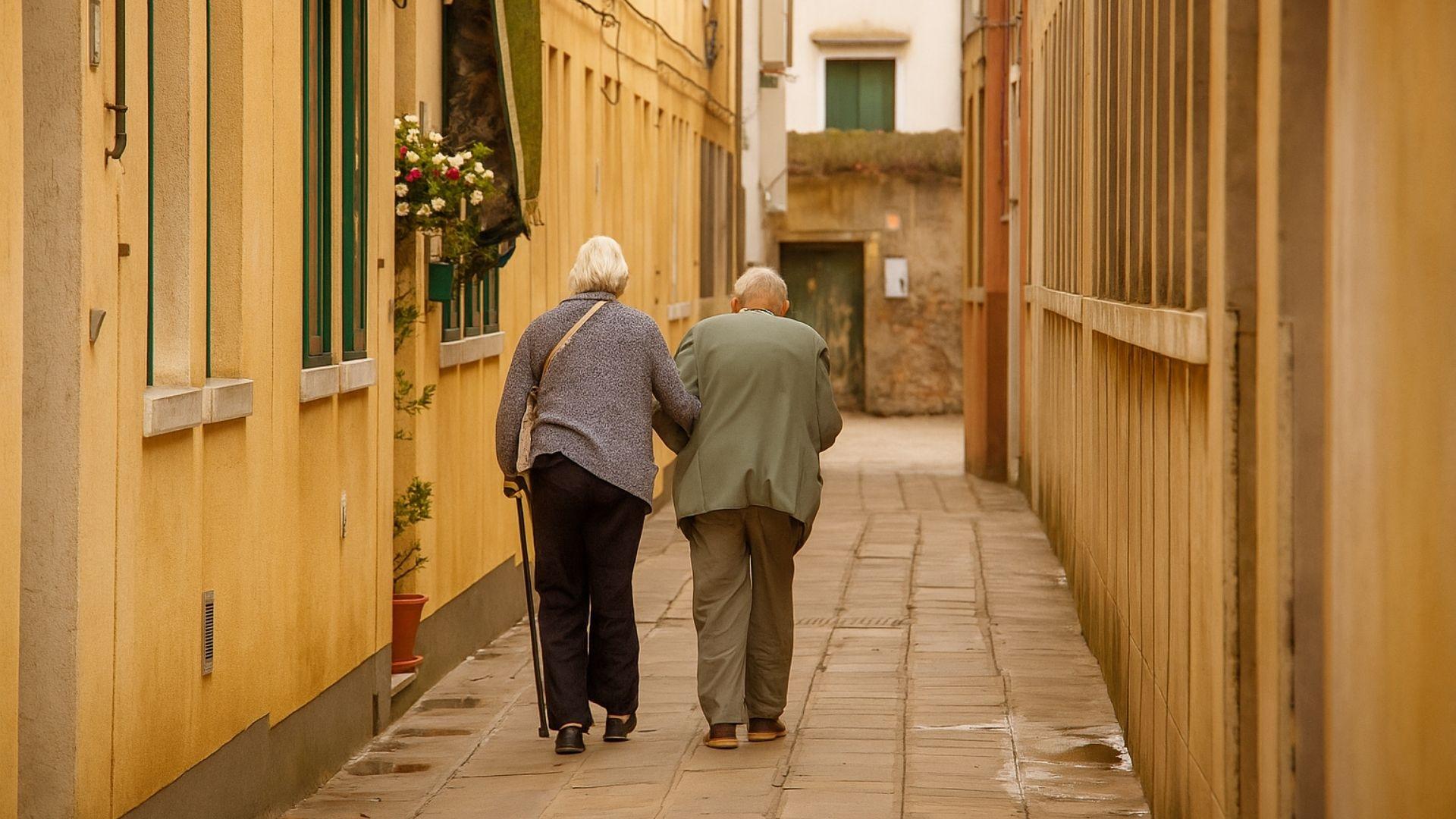 Observatorio Regional UAI proyecta oportunidades para impulsar la llamada Economía Plateada
