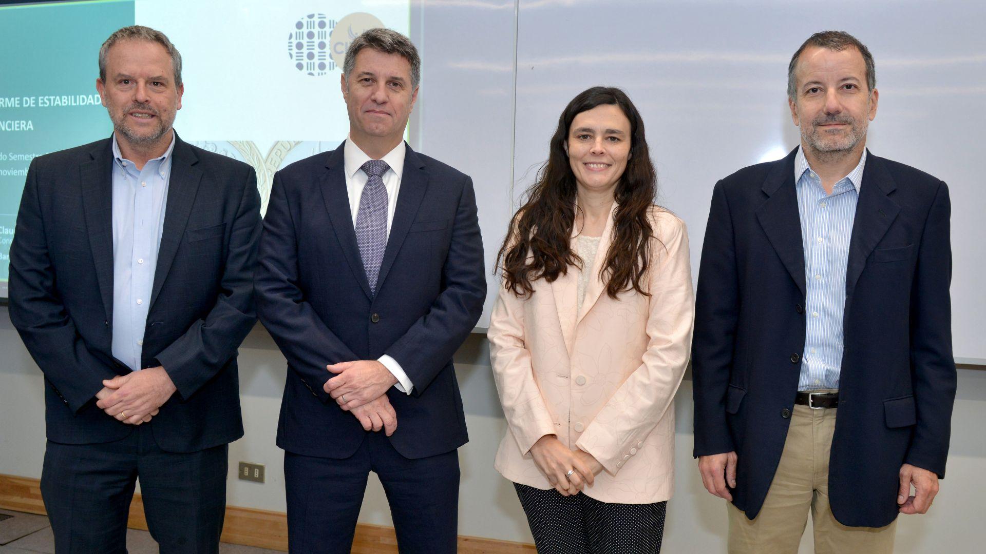 Banco Central de Chile presentó Informe de Estabilidad Financiera en la Escuela de Negocios UAI