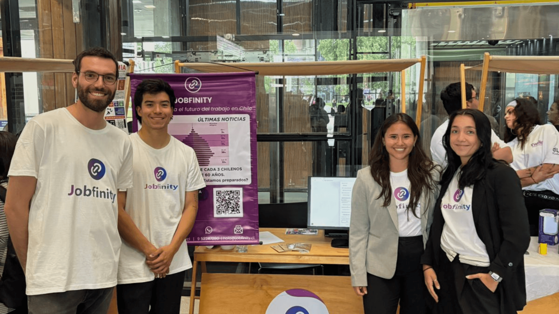 Jobfinity, emprendimiento de alumnos UAI que acompaña a los +50 en su búsqueda laboral 