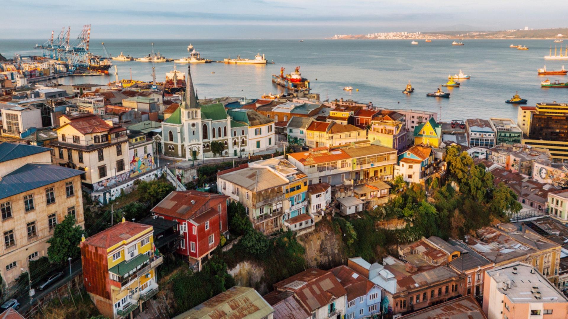 Observatorio Regional UAI propone ley especial para fortalecer la gestión patrimonial de Valparaíso