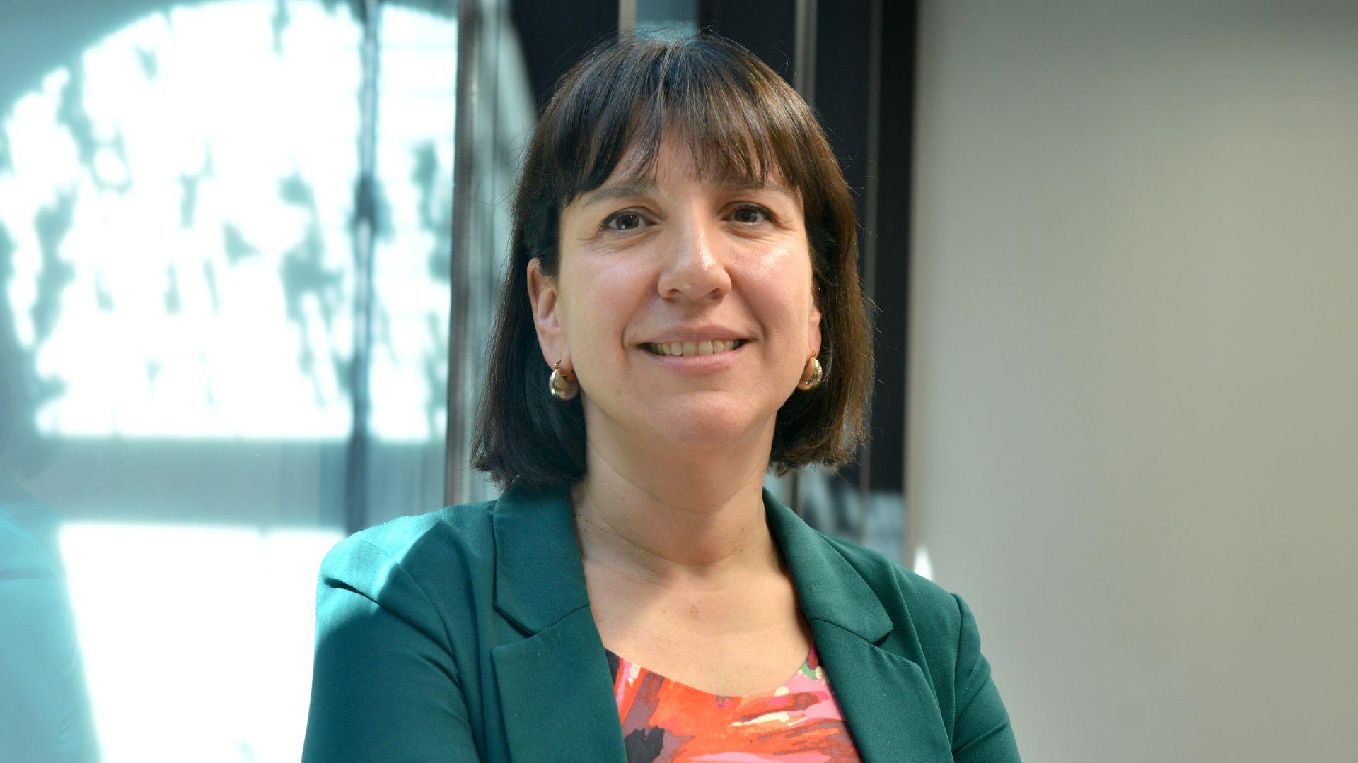 Francisca Pérez: "El contacto con la coyuntura del país hace interesante el trabajo con los alumnos"