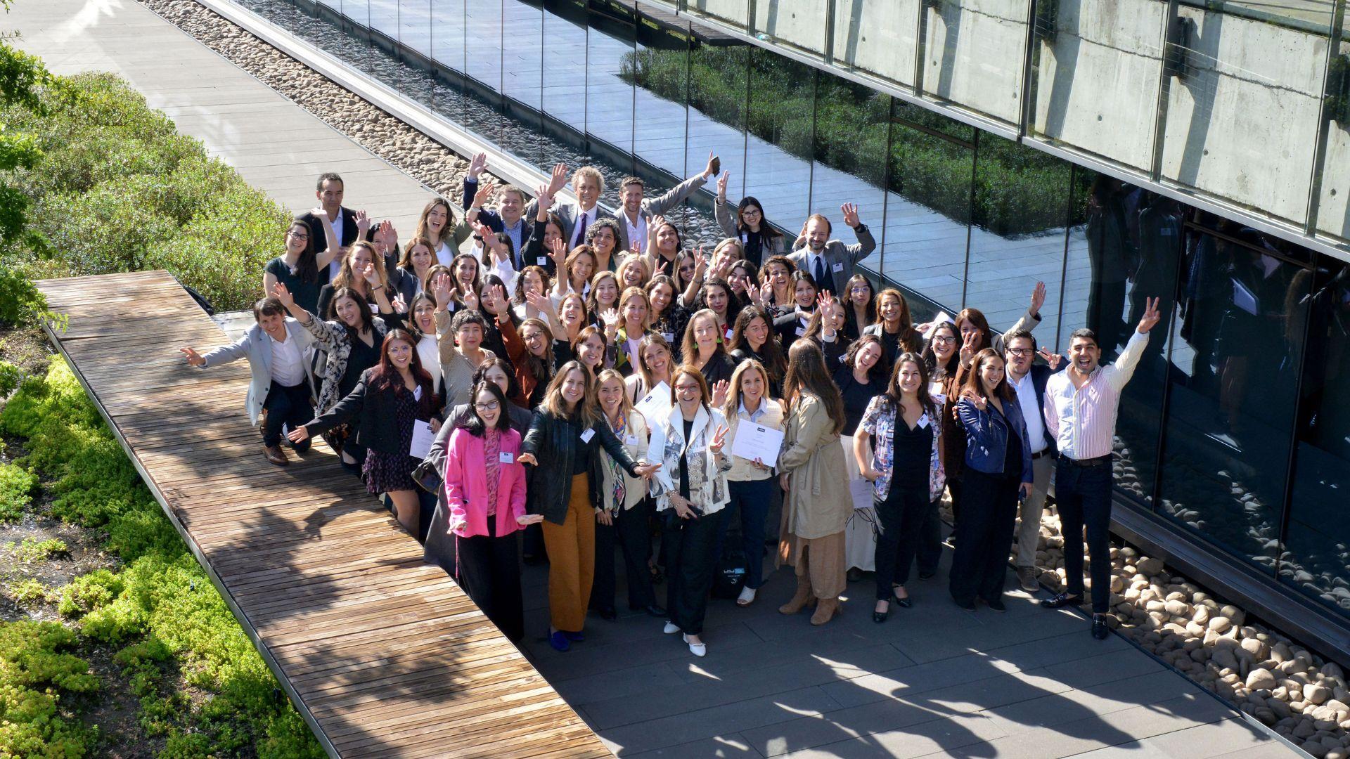 Escuela de Comunicaciones y Periodismo UAI reconoce a beneficiadas de la Beca Mujer UAI 2026
