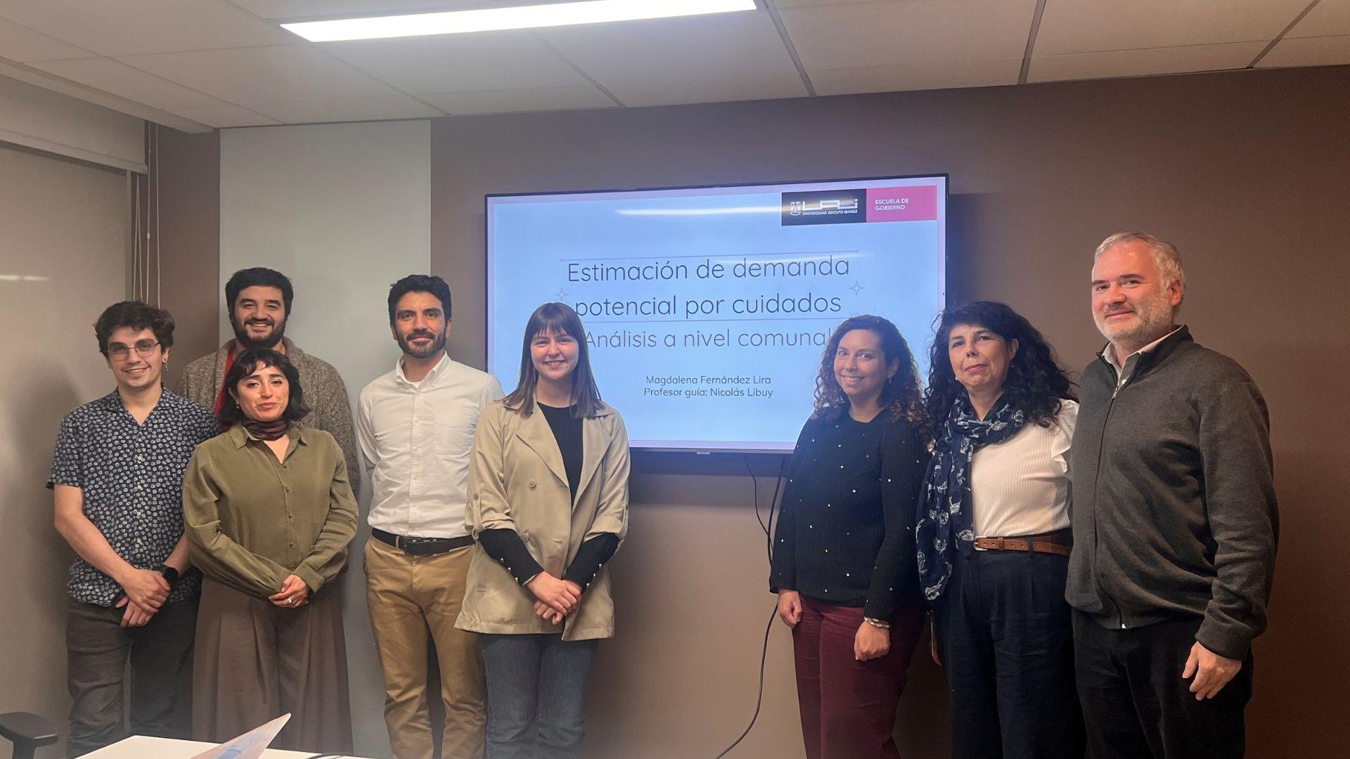 Escuela de Gobierno UAI presenta al ministerio estudio sobre demanda de cuidados