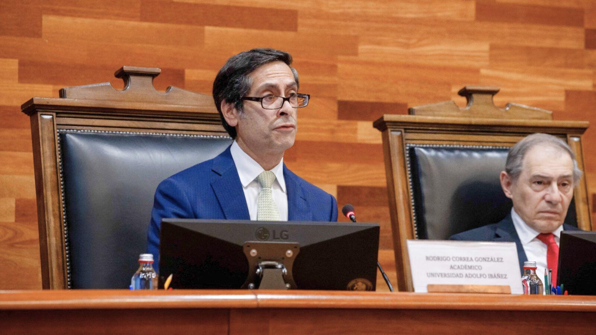 Rodrigo Correa expone en Seminario Internacional de Interpretación y Argumentación Constitucional Rodrigo Correa expone en Seminario Internacional de Interpretación y Argumentación Constitucional