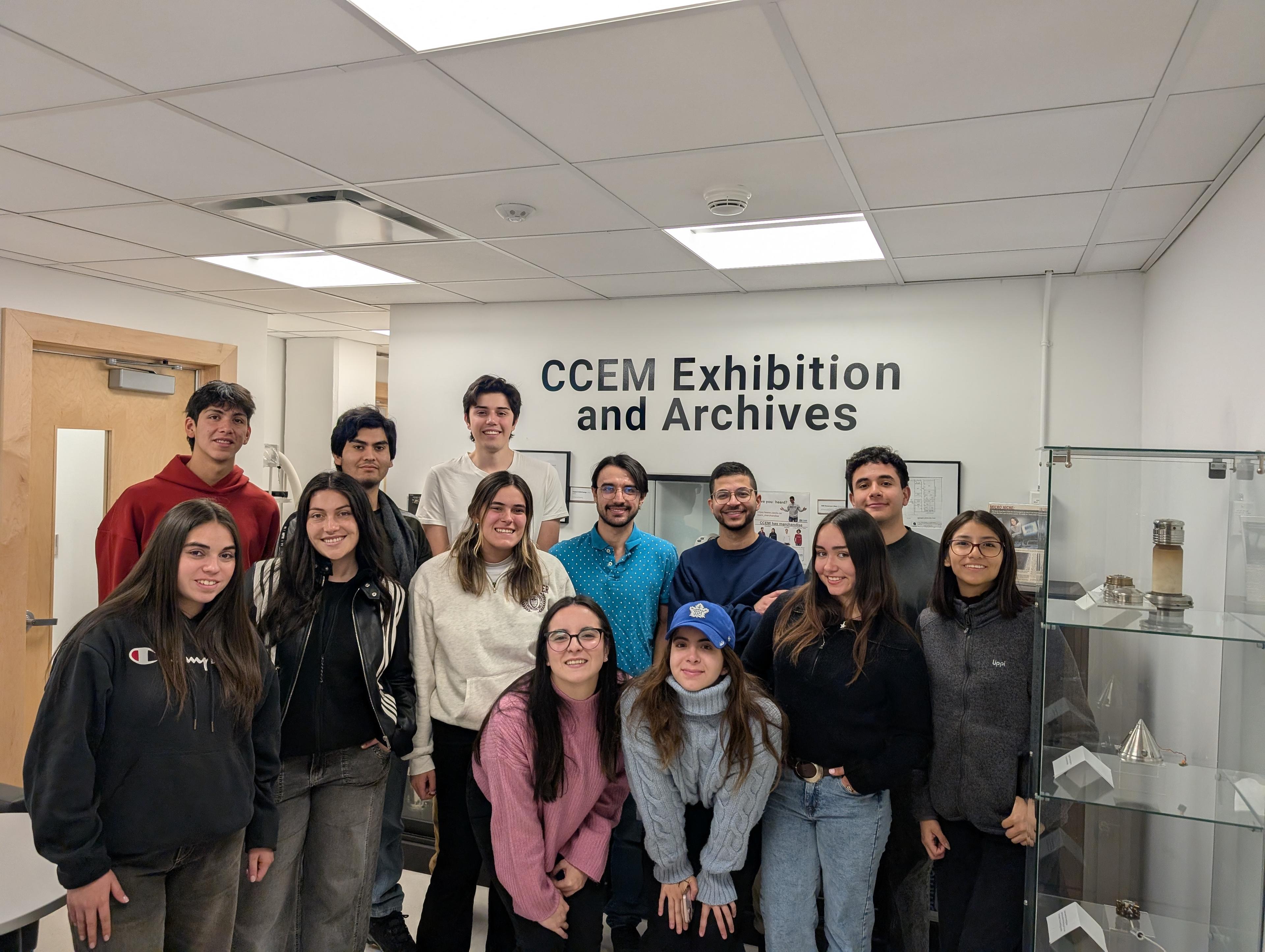 Estudiantes UAI participan en programa Inspiring Research 2026 en McMaster University Estudiantes UAI participan en programa Inspiring Research 2026 en McMaster University
