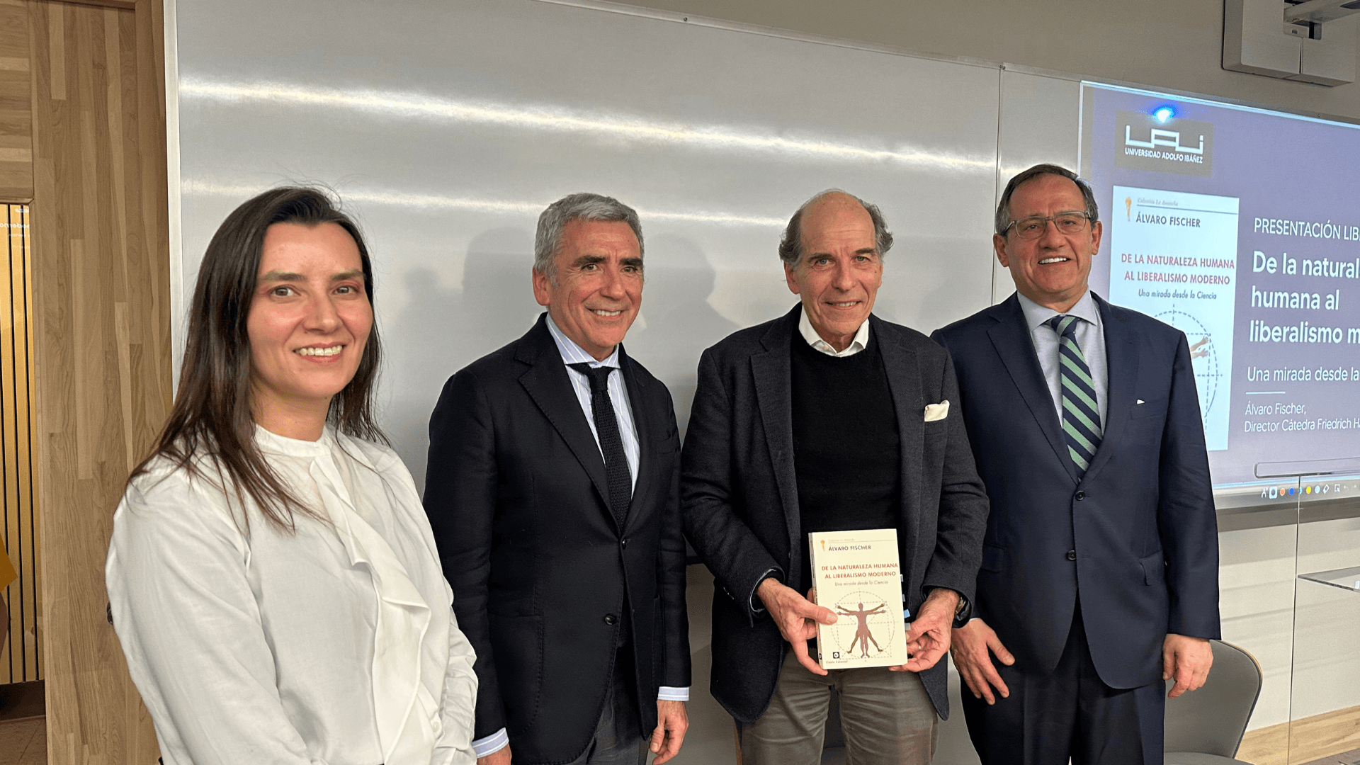 Nuevo libro de Álvaro Fischer aborda la relación entre naturaleza humana y sociedad liberal Nuevo libro de Álvaro Fischer aborda la relación entre naturaleza humana y sociedad liberal