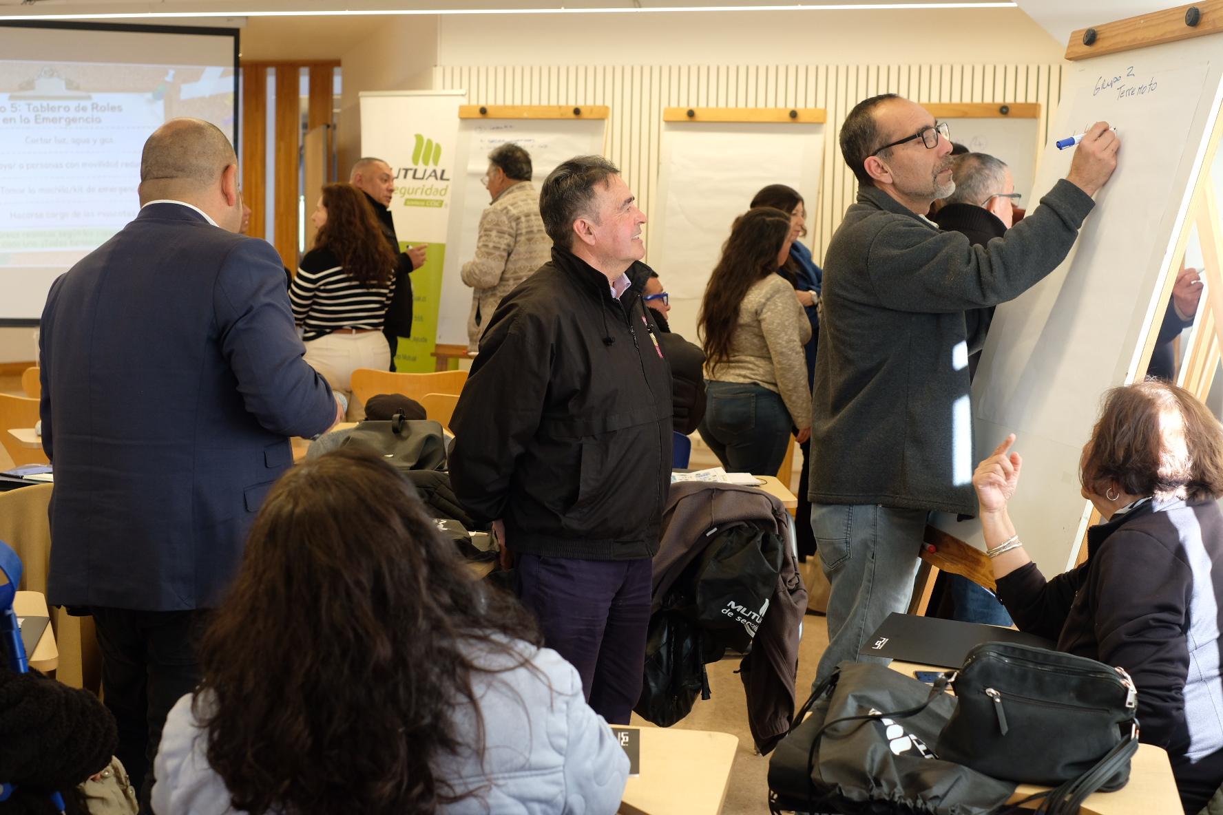 El CIL UAI forma a dirigentes comunitarios en prevención y liderazgo ante emergencias El CIL UAI forma a dirigentes comunitarios en prevención y liderazgo ante emergencias