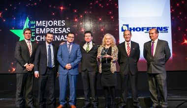 Deloitte, Banco Santander y Escuela de Negocios premian a las Mejores Empresas Chilenas